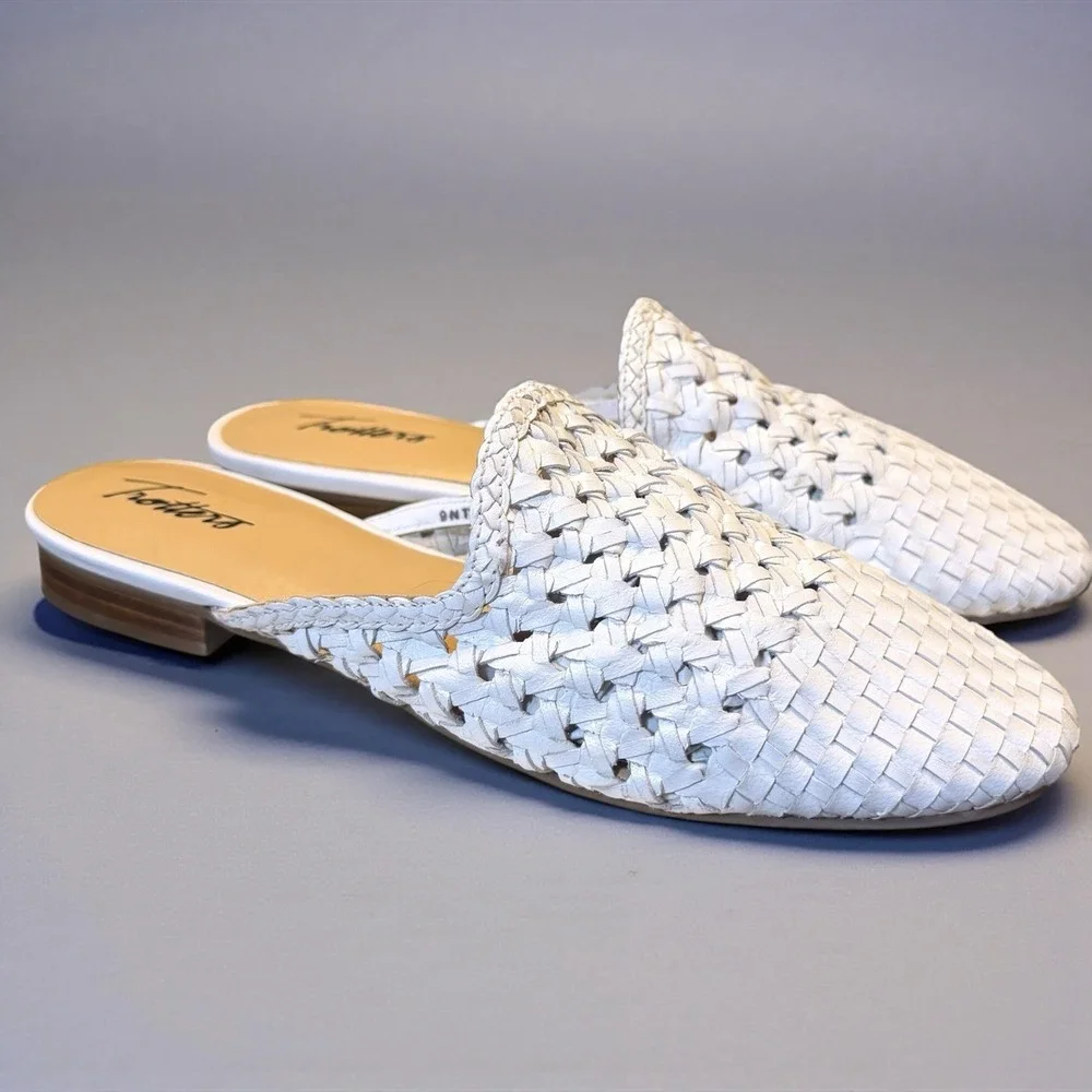 Trotters Women's White Woven Leather Mule Slides Size 9N Coastal‎ Chic Loafers
